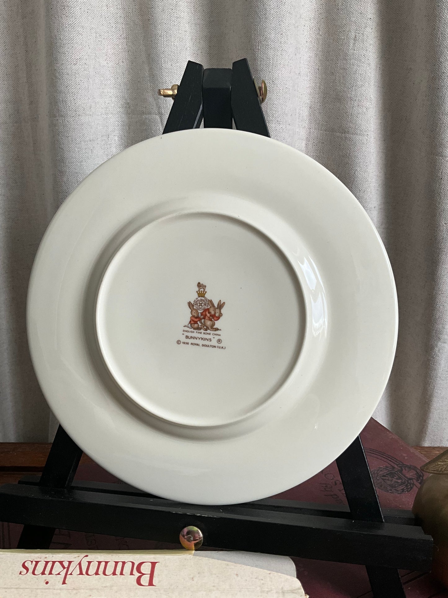 vintage boxed Royal Doulton Bunnykins plate