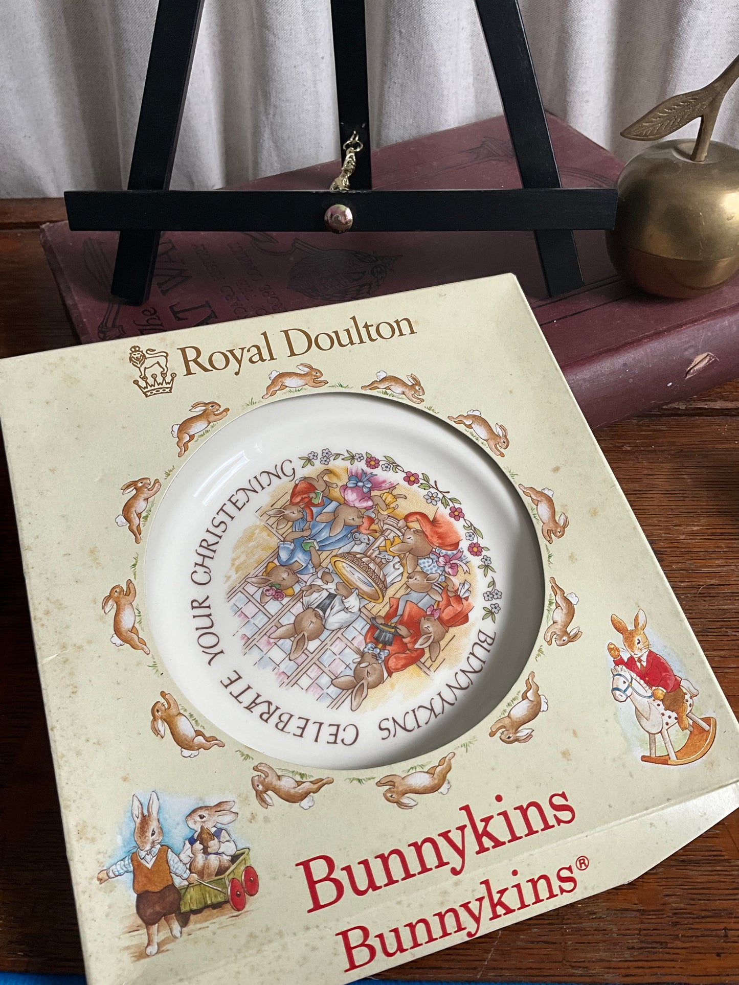 Vintage boxed Royal Doulton Bunnykins plate