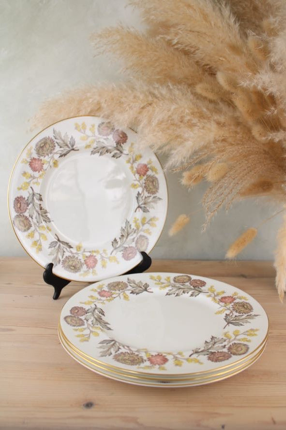 Set of 4 Wedgwood Lichfield Dinner Plates