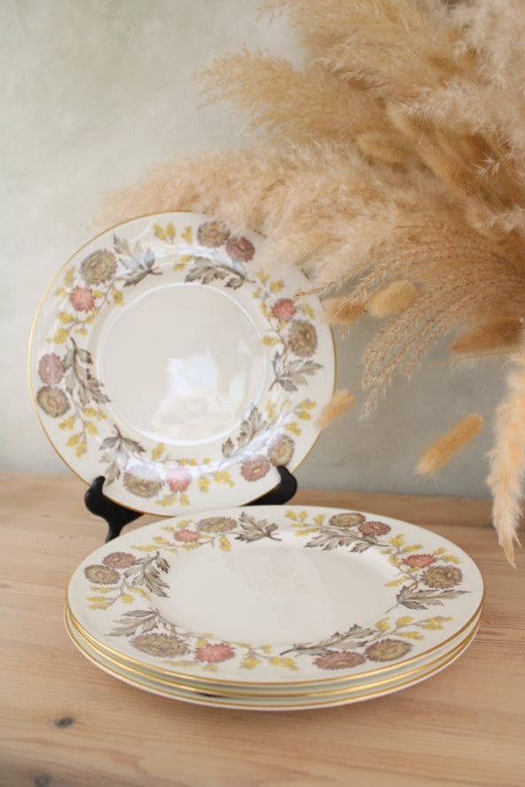 Set of 4 Wedgwood Lichfield Dinner Plates