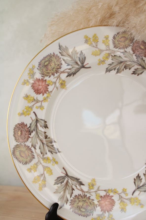 Set of 4 Wedgwood Lichfield Dinner Plates