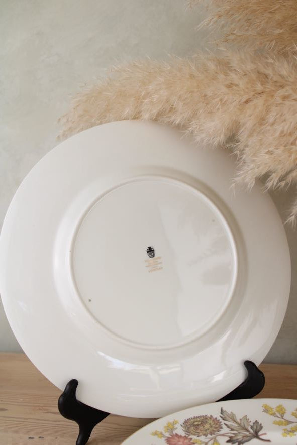 Set of 4 Wedgwood Lichfield Dinner Plates
