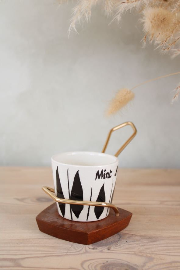 Wyncraft Mint Sauce Pot with Wood and Metal Serving Board