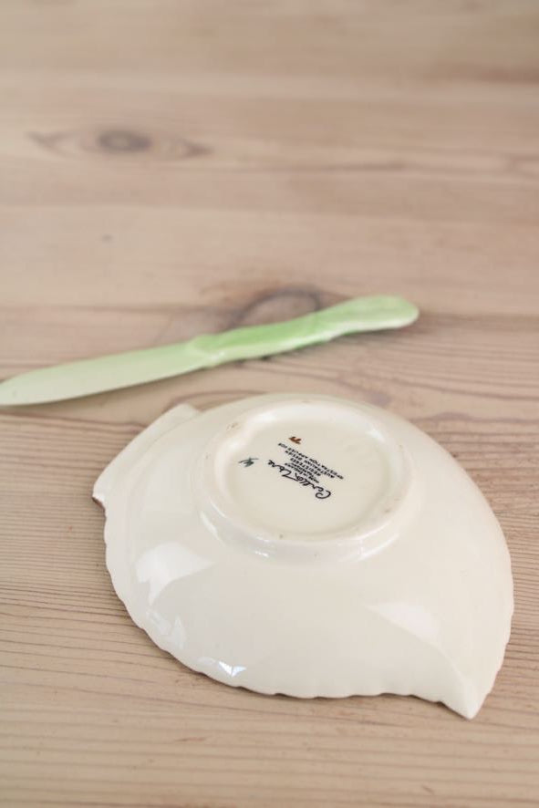Carlton Ware Leaf Bowl and Knife Set