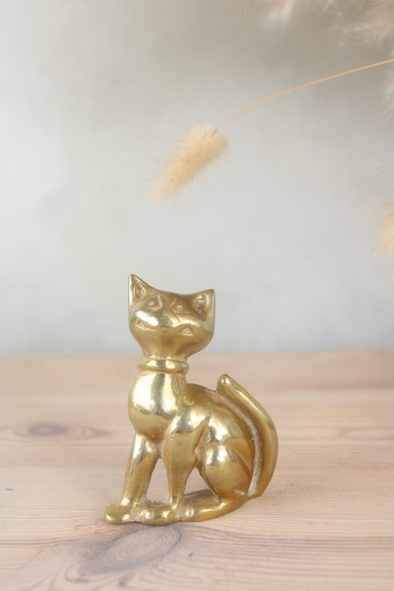 Brass Retro Smiling Cat Figurine