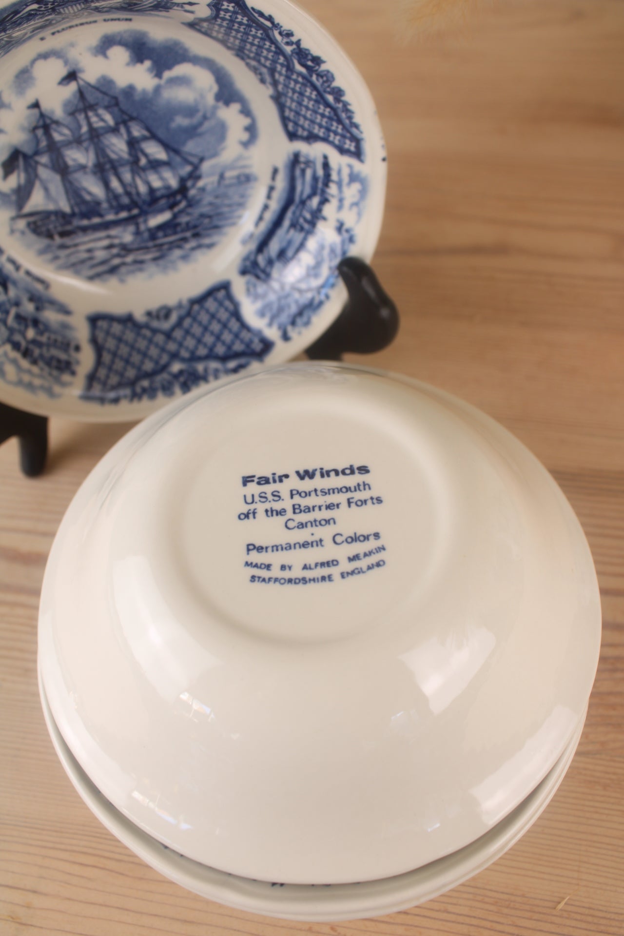 Alfred Meakin Blue and White Fair Winds Small Bowls