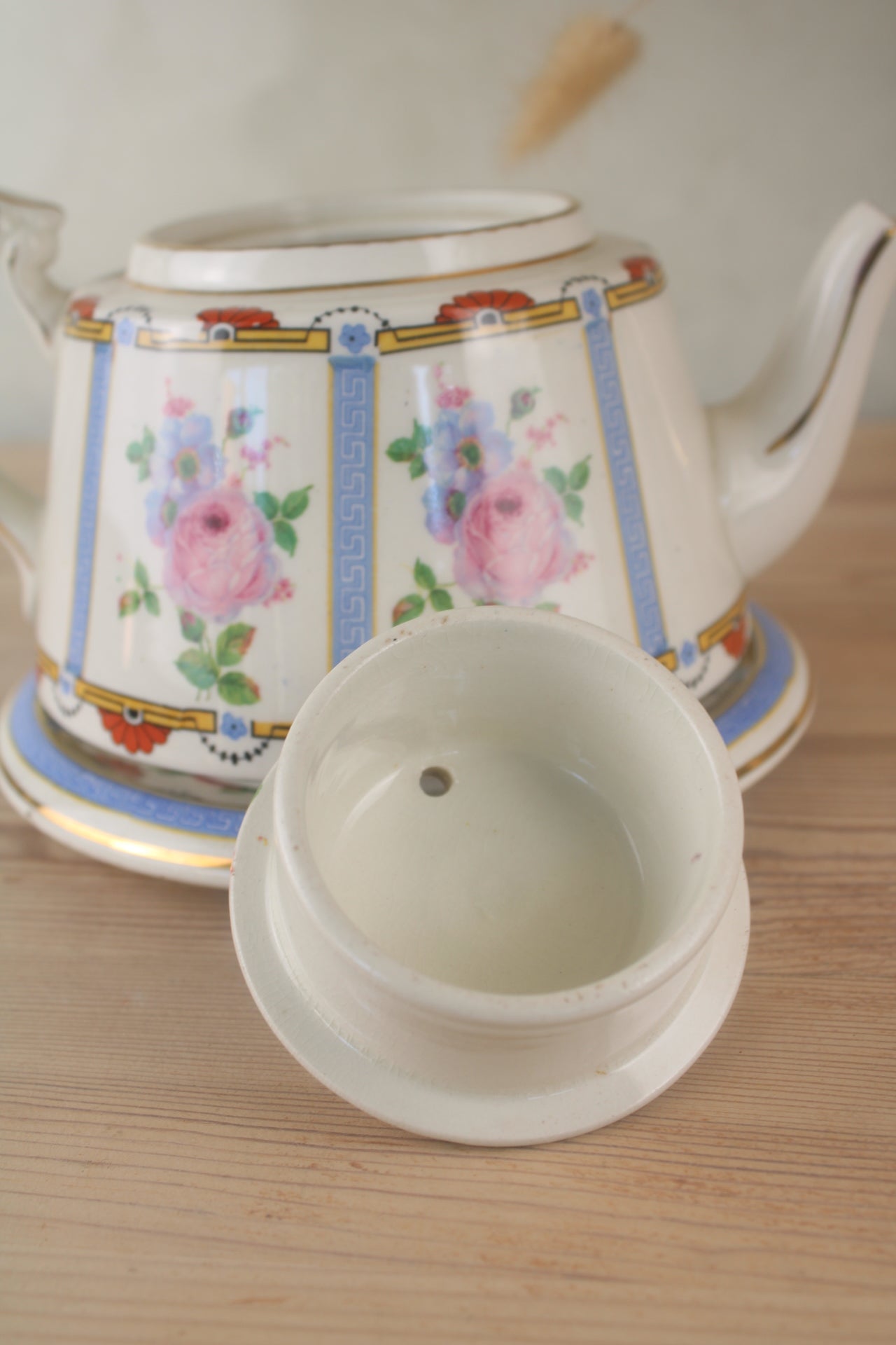 Gibbons Vintage Teapot and Plate