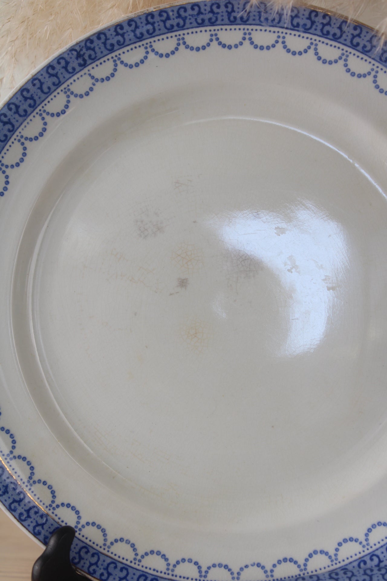 Set of 4 W Hulme Louis Blue Edge Dinner Plates
