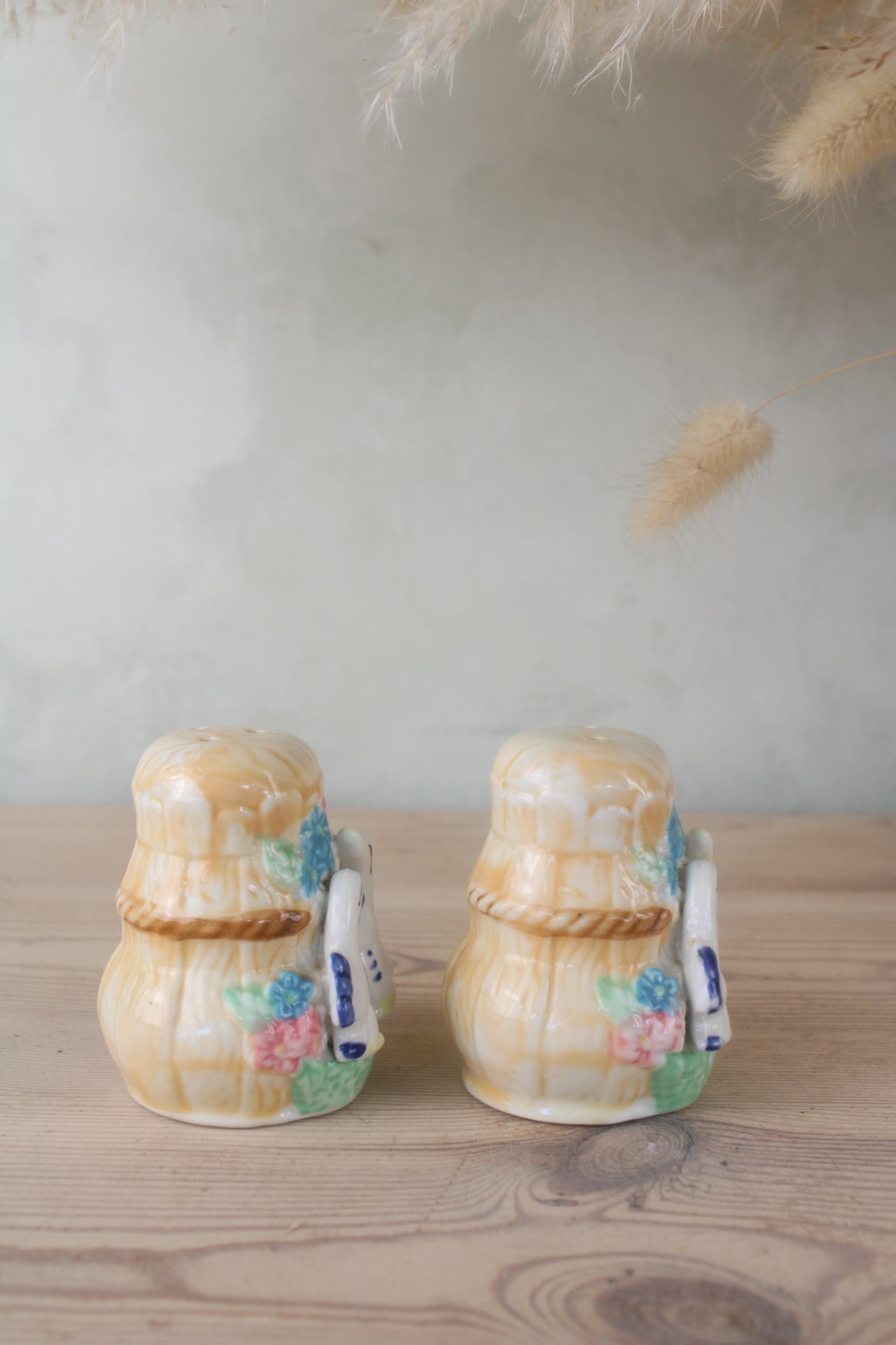 Duck Vintage Salt and Pepper Shakers
