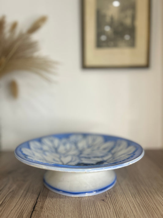 Pearlware Blue and White Leaf Antique Serving Plate