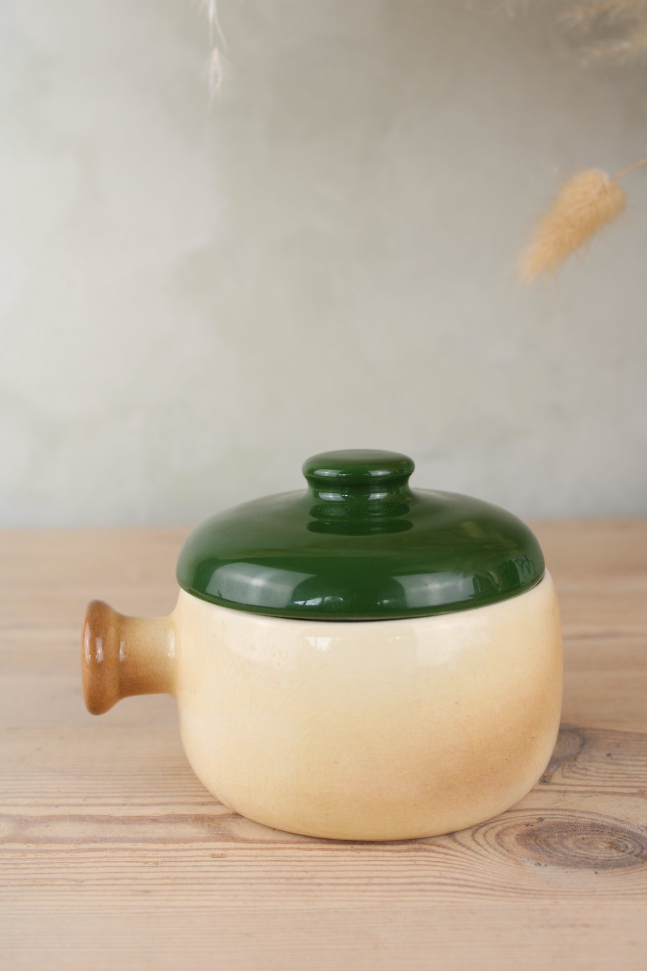 Sylvac 4906 Chicken Stock Cubes Face Pot