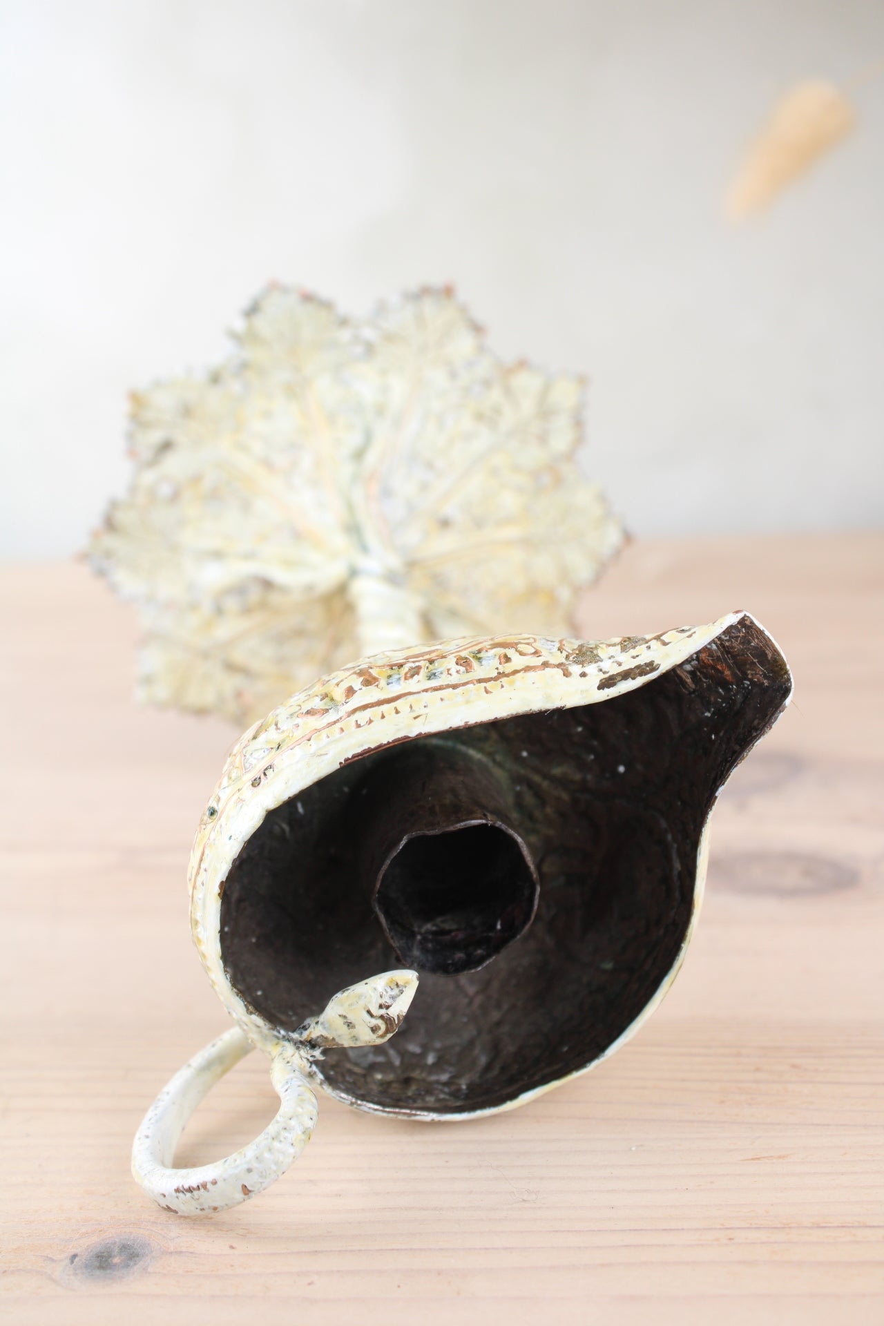 Metal Leaf Candle Holder Stand