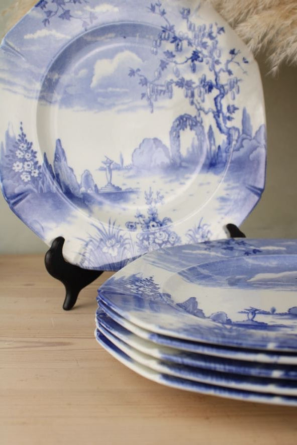 Set of 6 Regal Pottery Palissy ‘Enchanta’ Large Side Plates