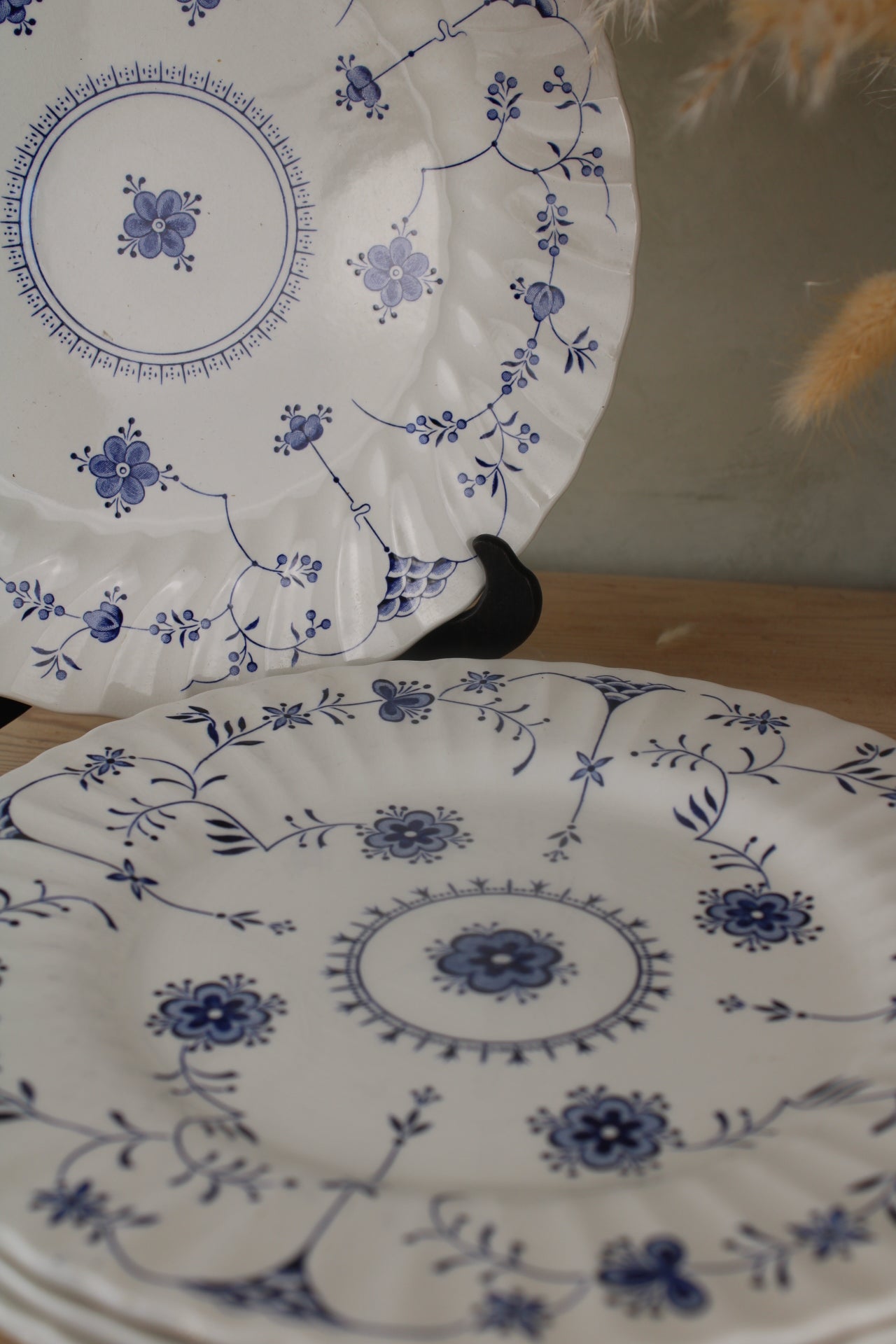 Set of 4 York Town Plates