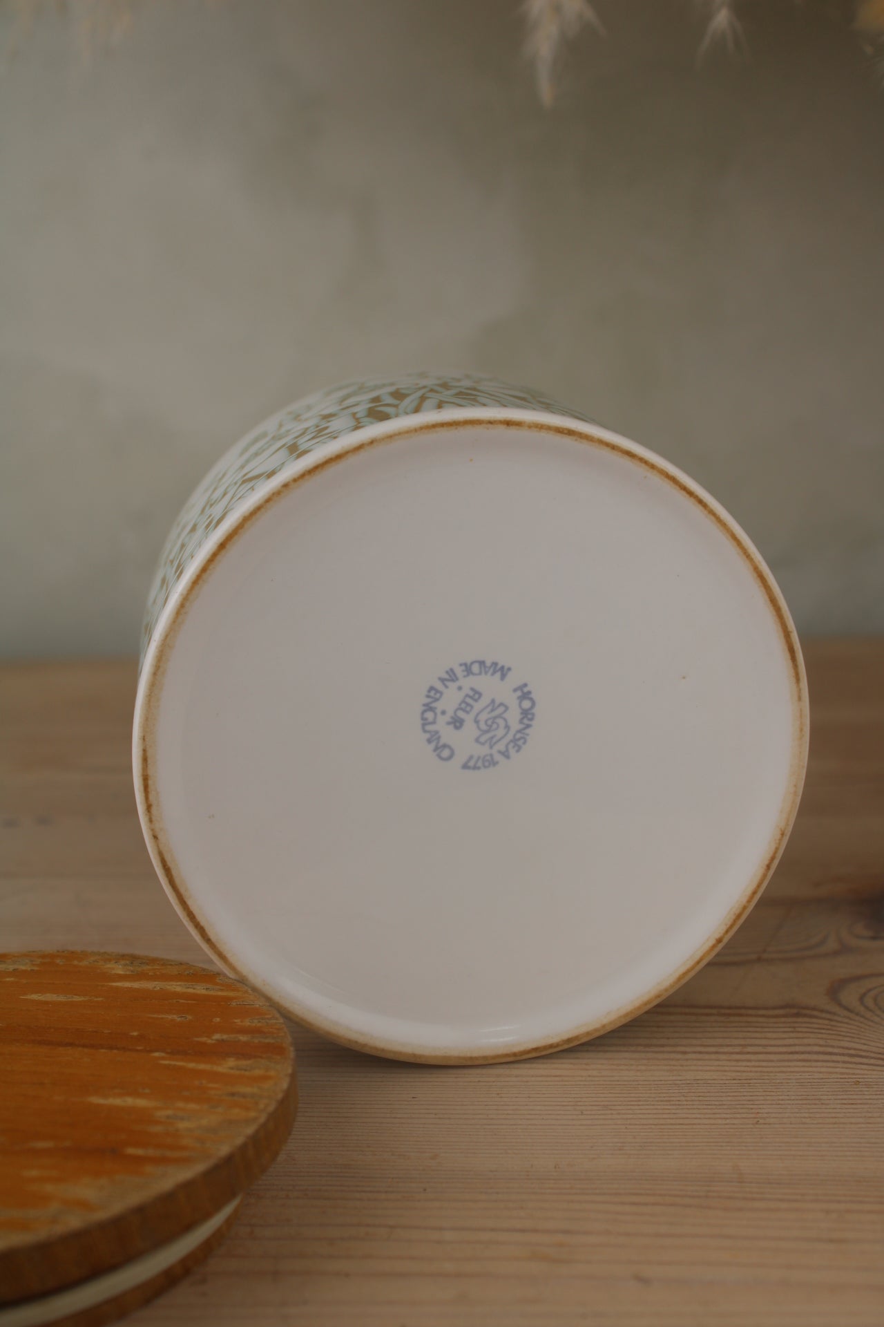 Hornsea Fleur Sugar Jar with Wooden Lid