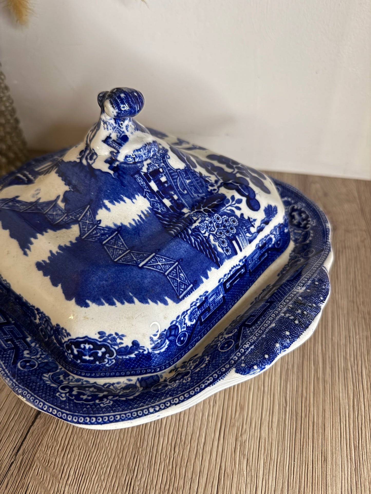 Old Willow Blue and White Square Serving Tureen