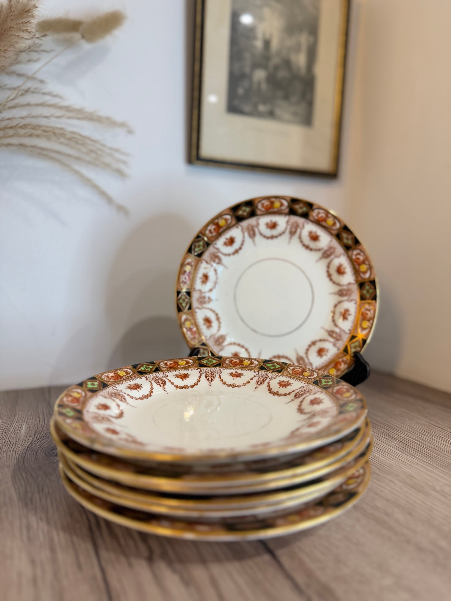 Set of 6 Royal Albert Vintage Plates