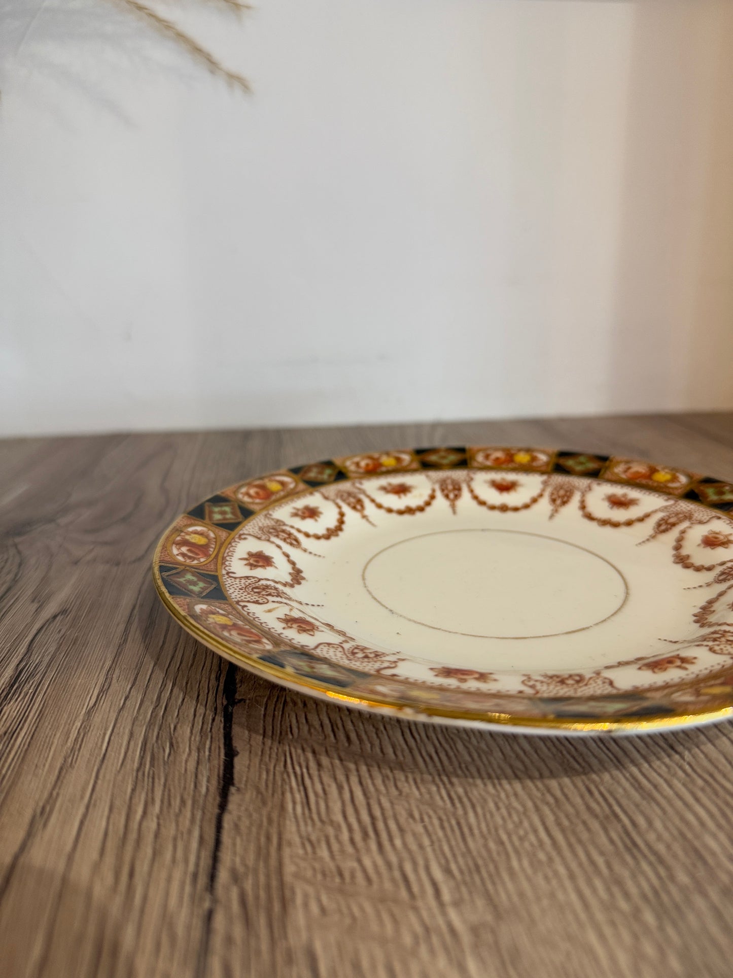 Set of 6 Royal Albert Vintage Plates