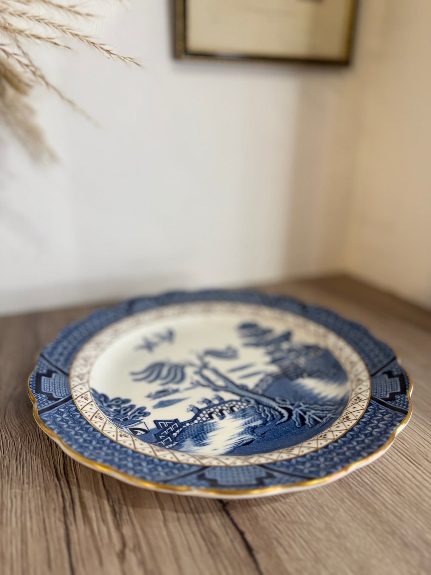 Old Willow Blue and White Plate with Gold Trim