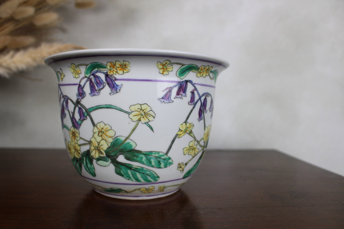 Linturn Trading Vintage Floral Plant Pot