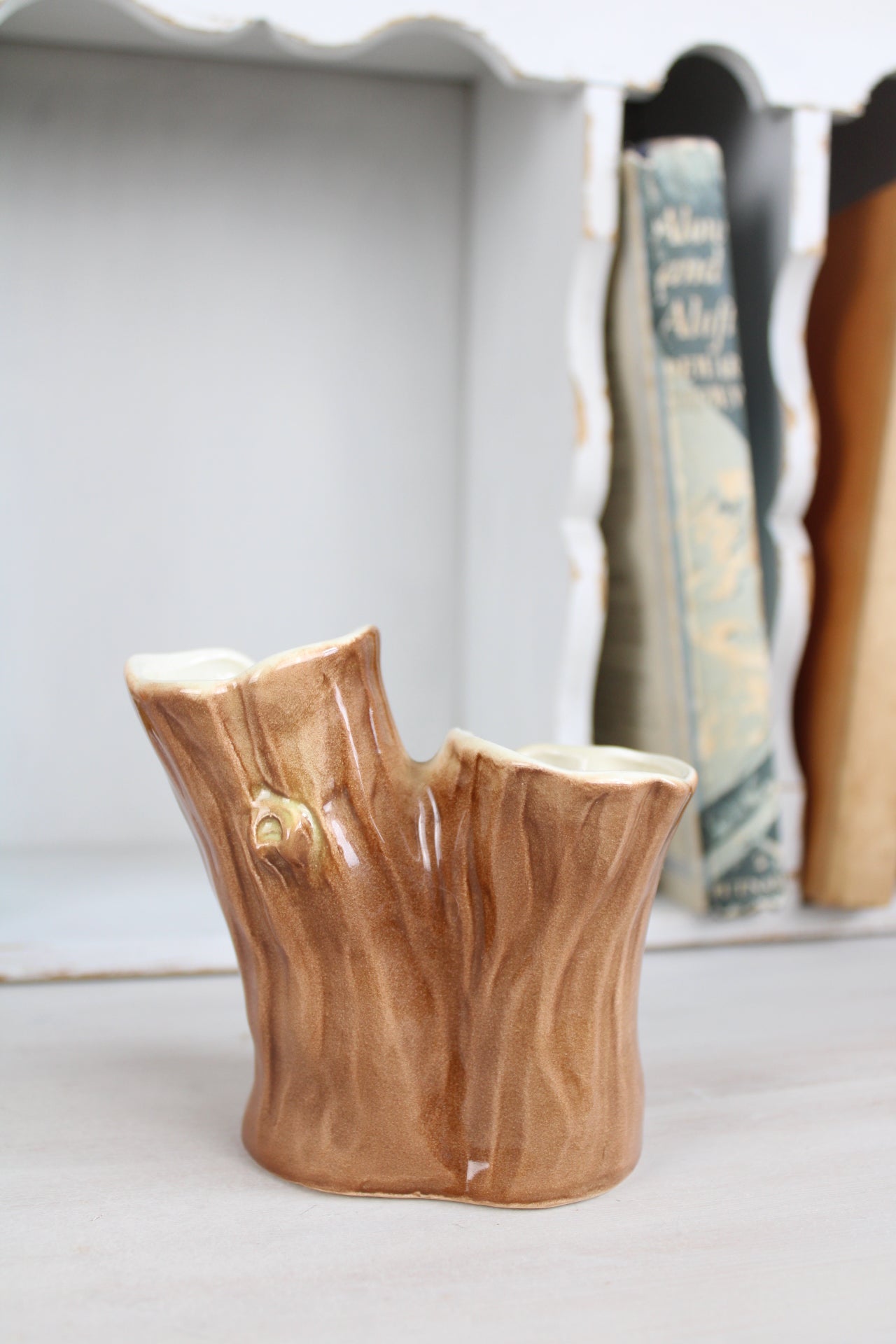 Hornsea Eastgate 571 Rabbit Bunny Figurine