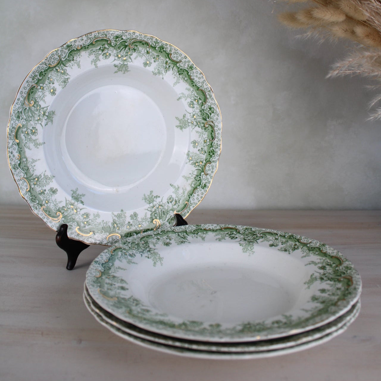 Set of 4 Waterloo Potteries Cromer Pasta Bowls in Green Leaf Design