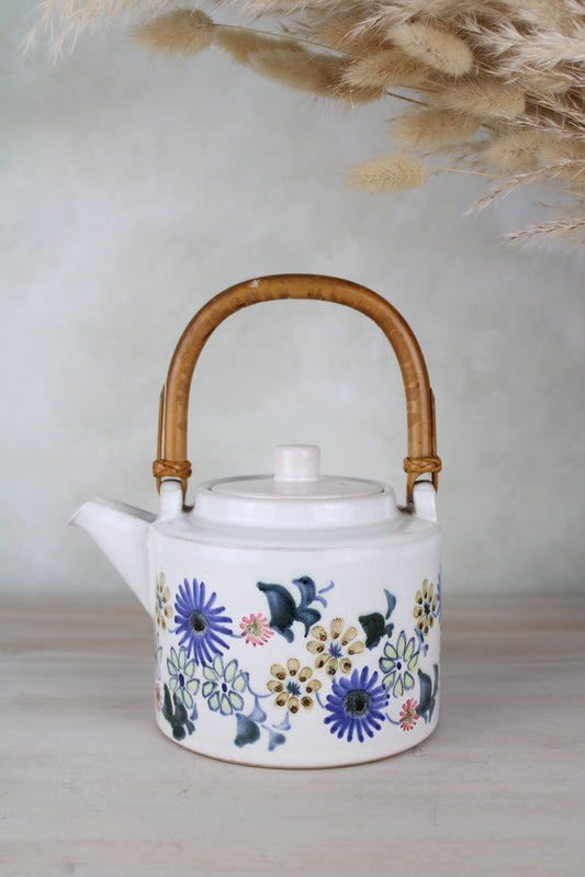 Bamboo Handle Rye Pottery Retro Teapot