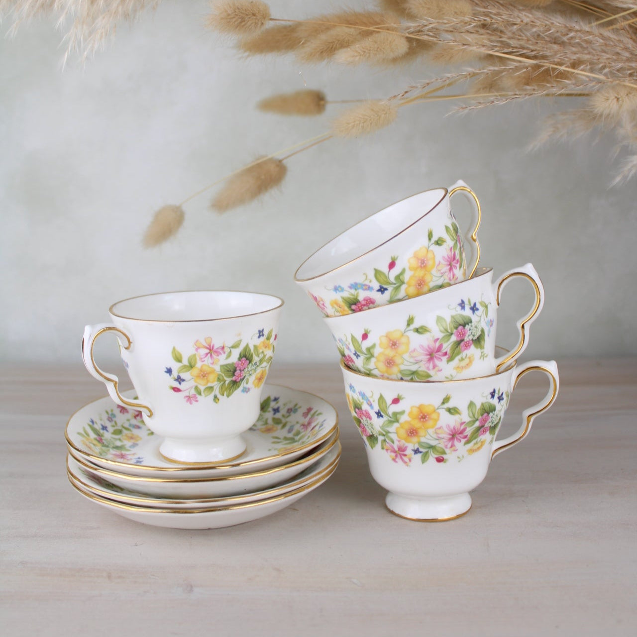 Set of 4 Colclough Hedgerow Wildflowers Teacup and Saucers