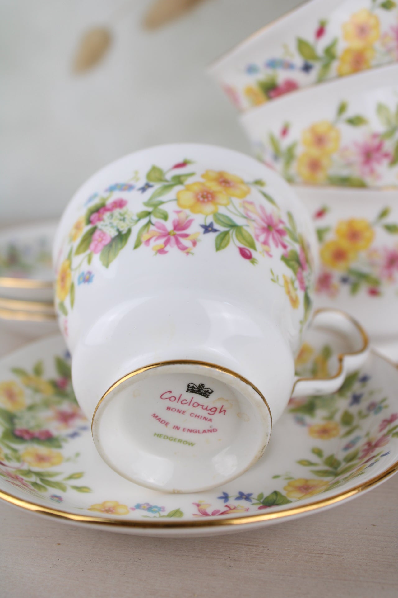 Set of 4 Colclough Hedgerow Wildflowers Teacup and Saucers