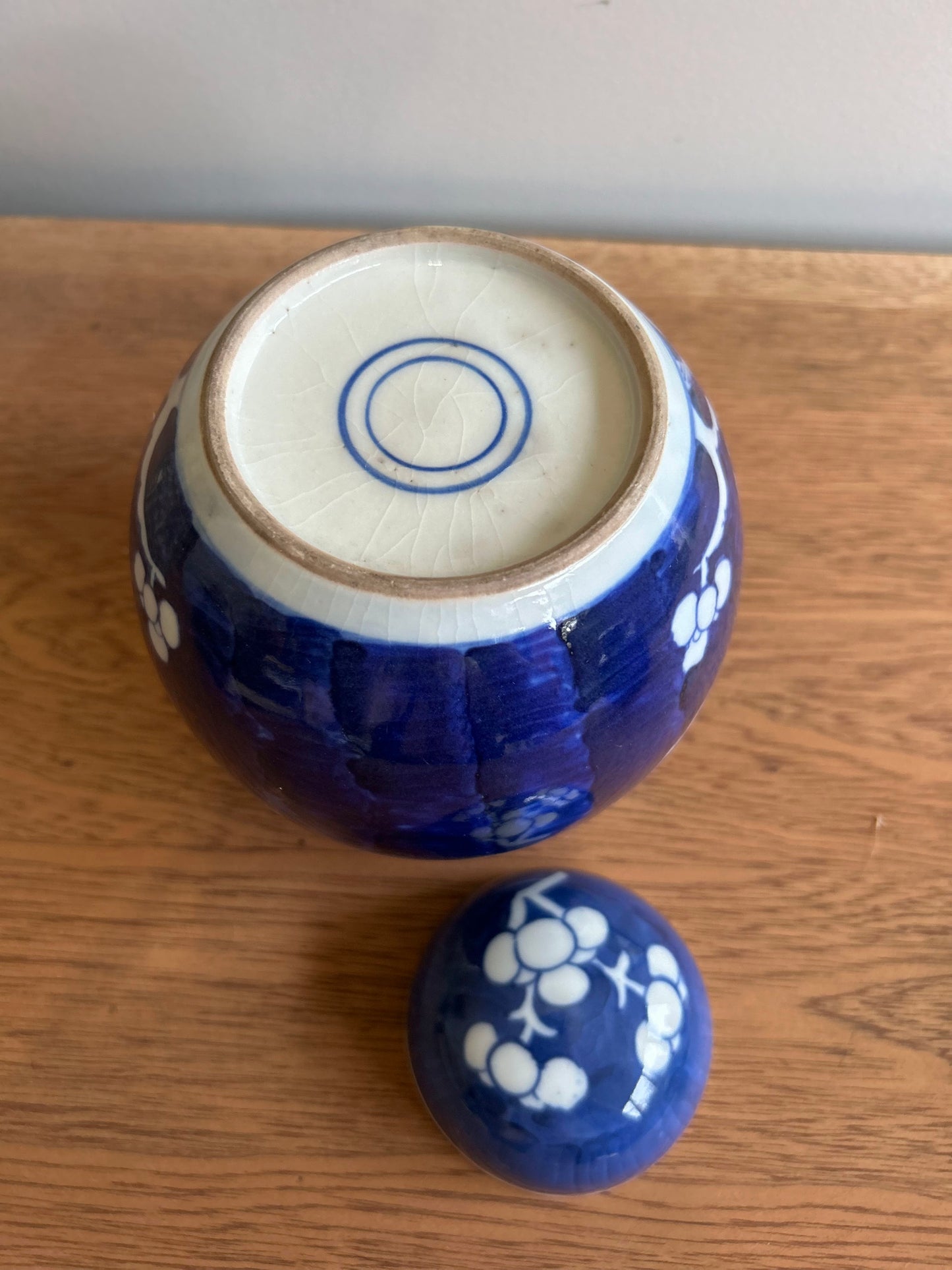 Chinese Dark Blue & White Hawthorn Prunus Ginger Jar