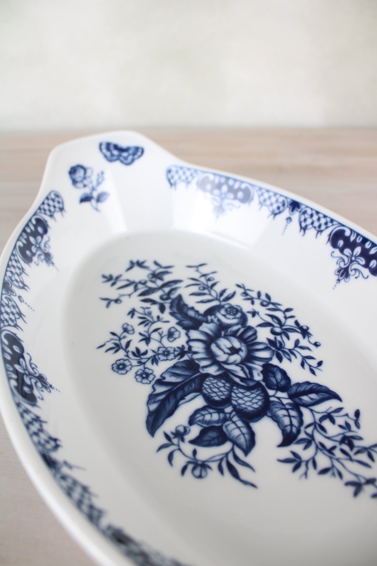 Royal Worcester Hanbury Casserole Dish in Blue and White floral Design