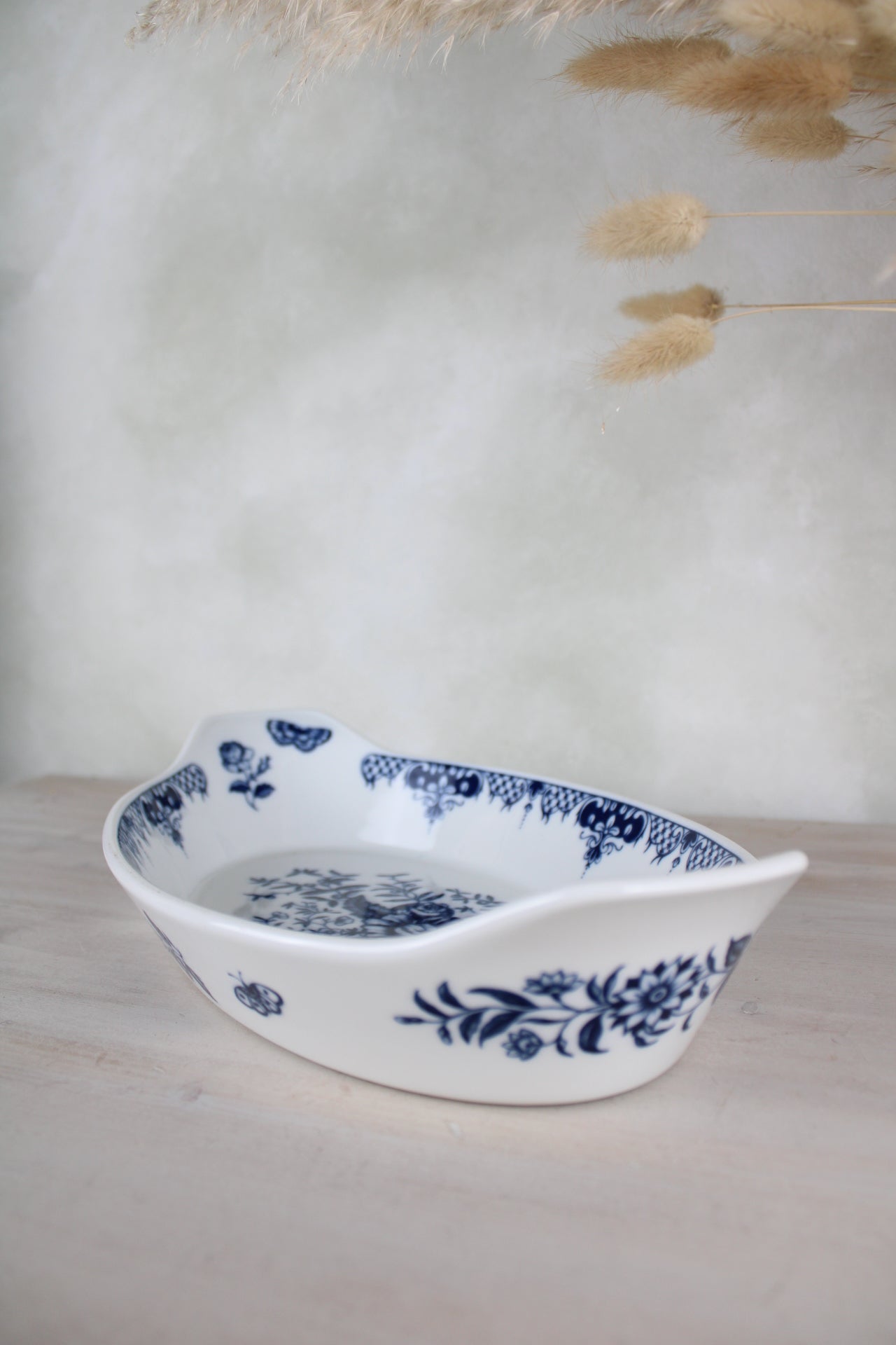 Royal Worcester Hanbury Casserole Dish in Blue and White floral Design