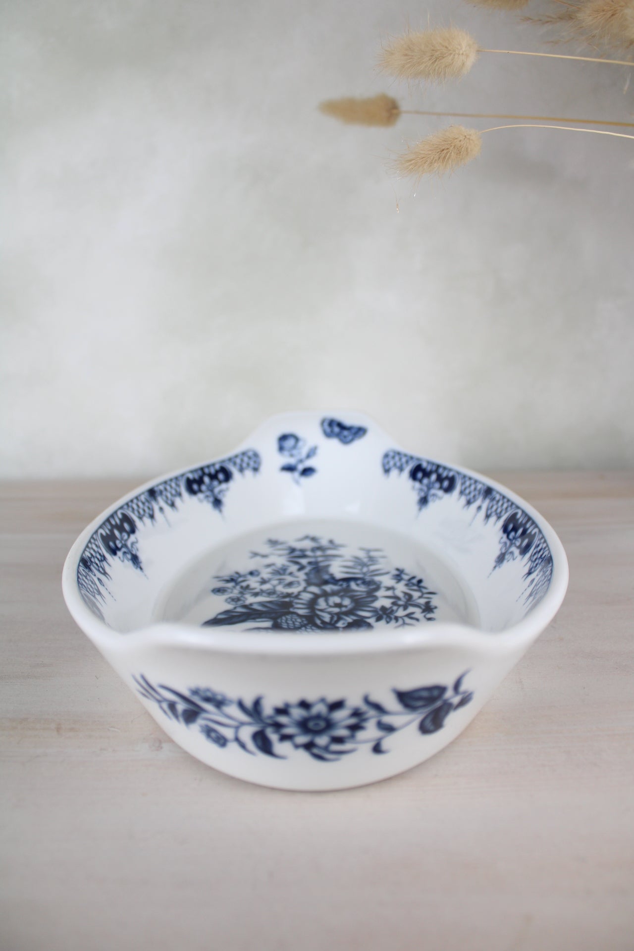 Royal Worcester Hanbury Casserole Dish in Blue and White floral Design