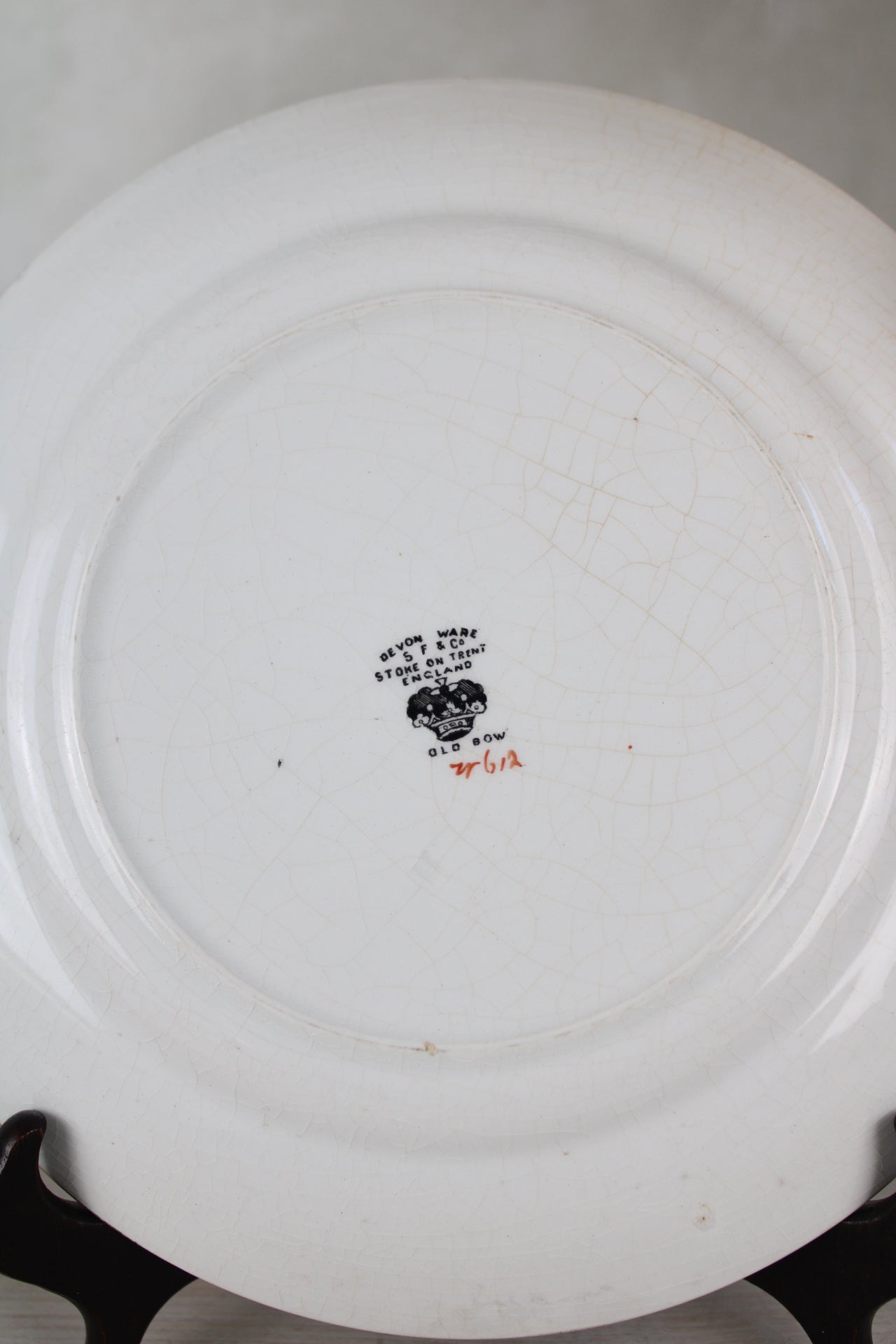 Devon Ware Old Bow Plate