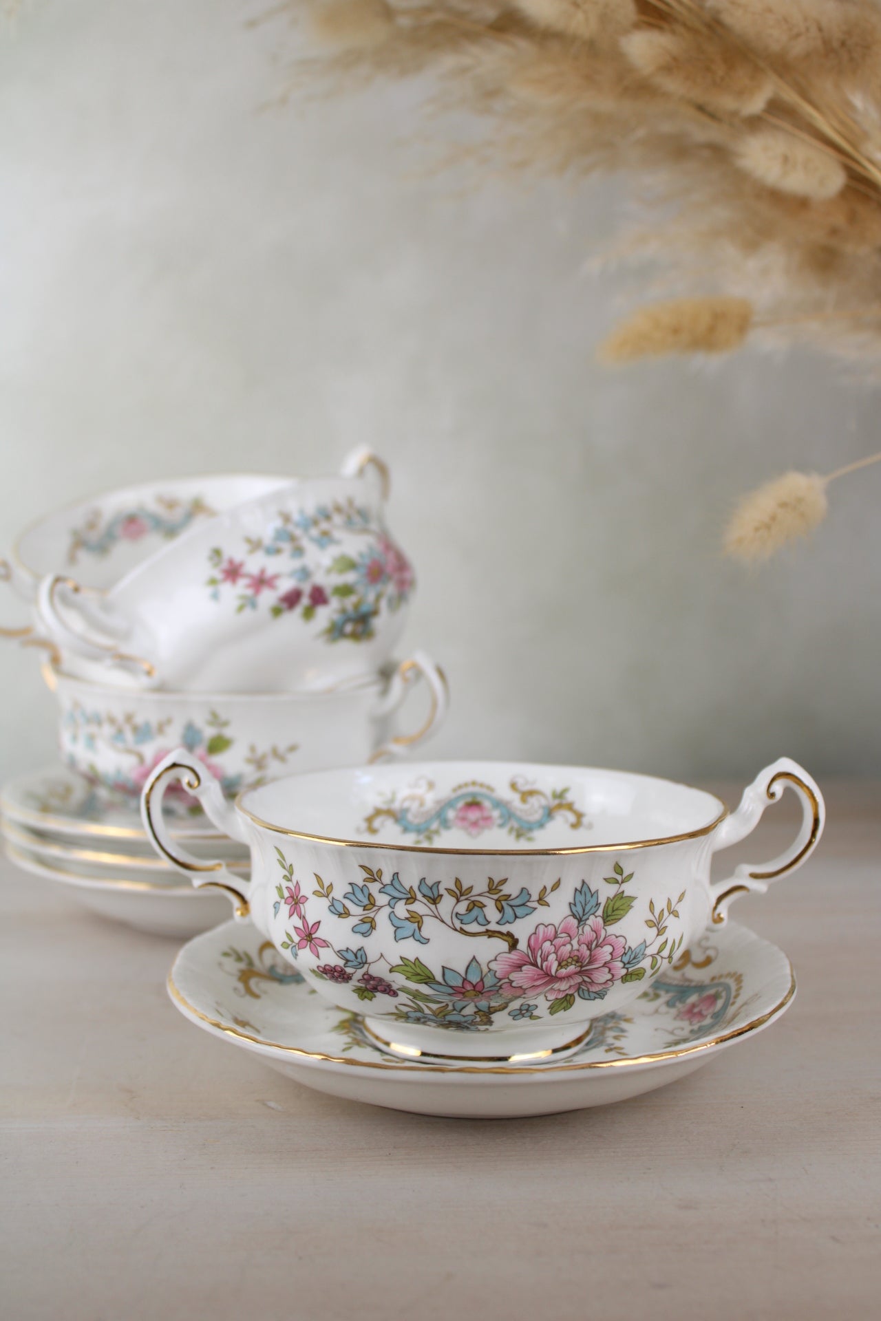Set of 4 Royal Standard Mandarin Soup Bowls and Saucers