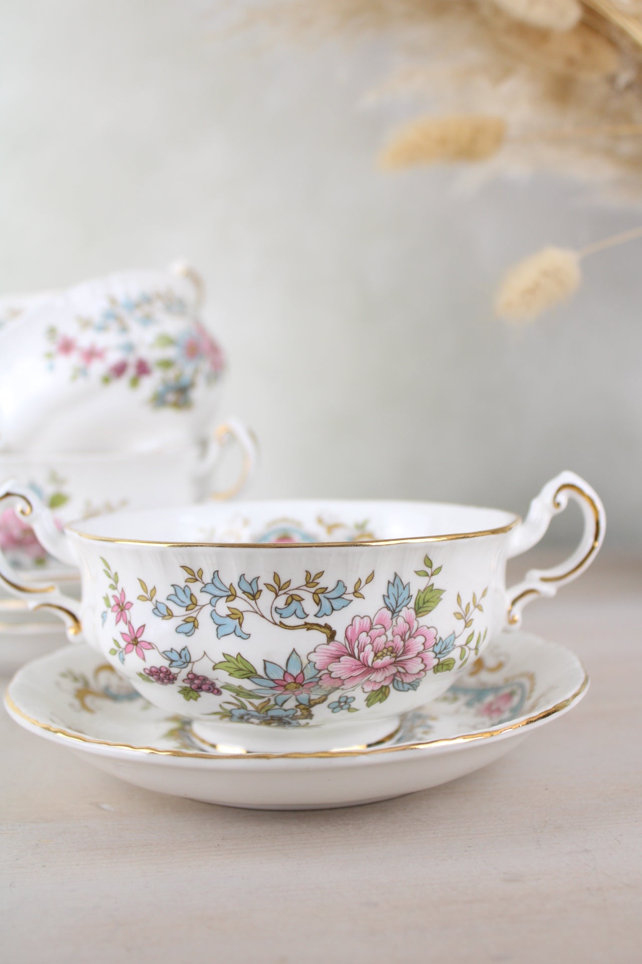 Set of 4 Royal Standard Mandarin Soup Bowls and Saucers