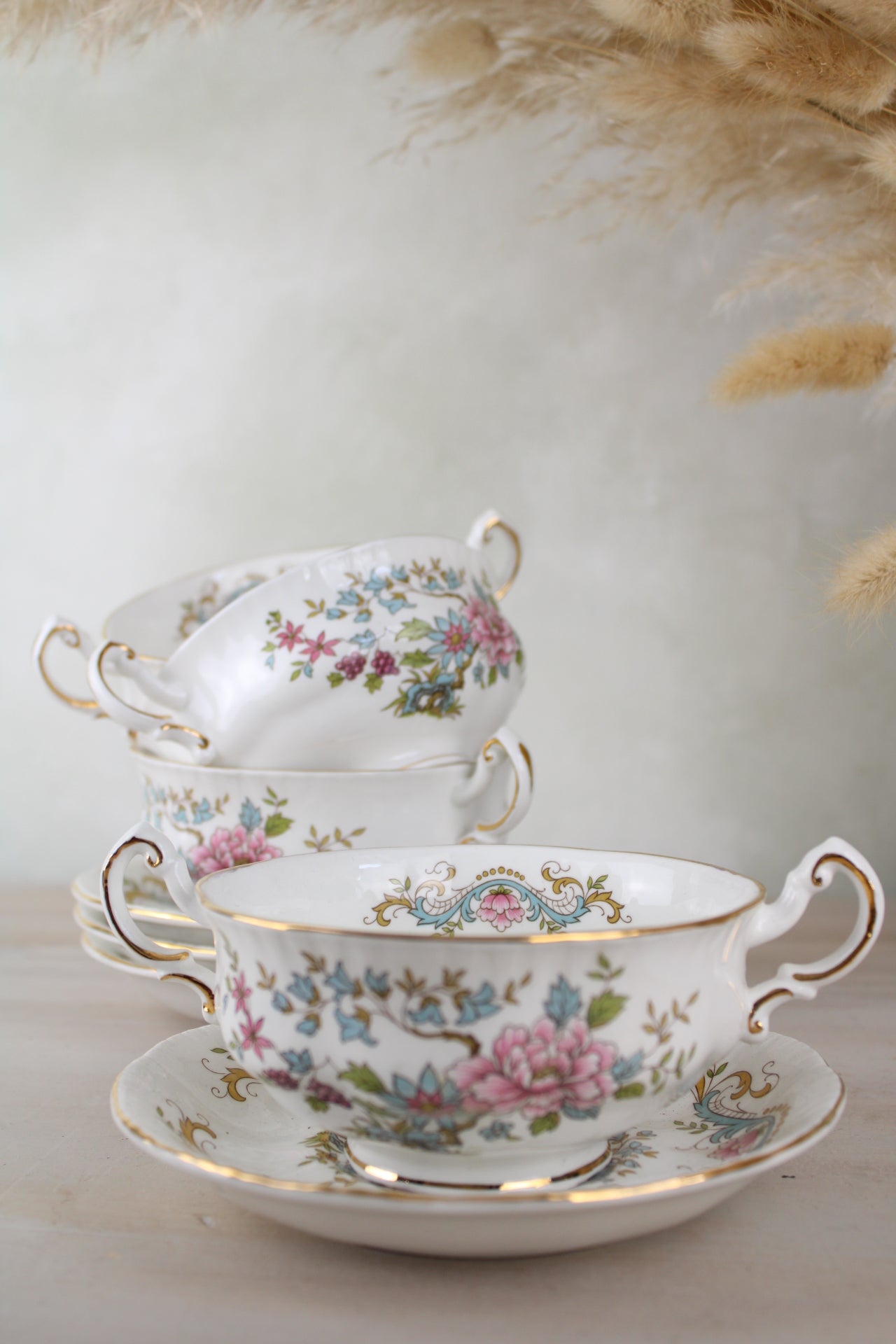Set of 4 Royal Standard Mandarin Soup Bowls and Saucers
