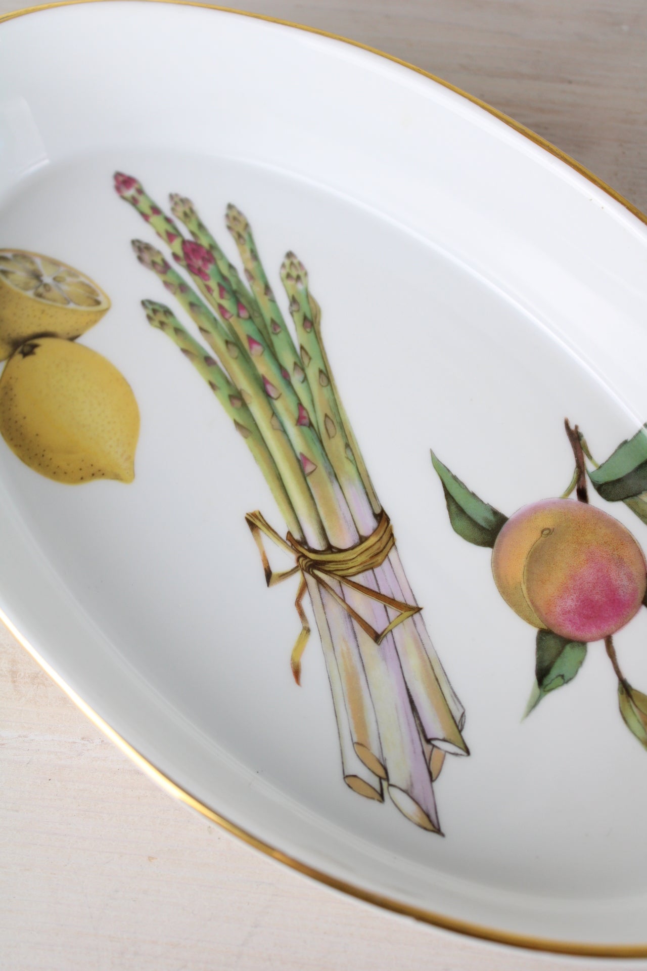 Royal Worcester Evesham Asparagus Cooking Dish