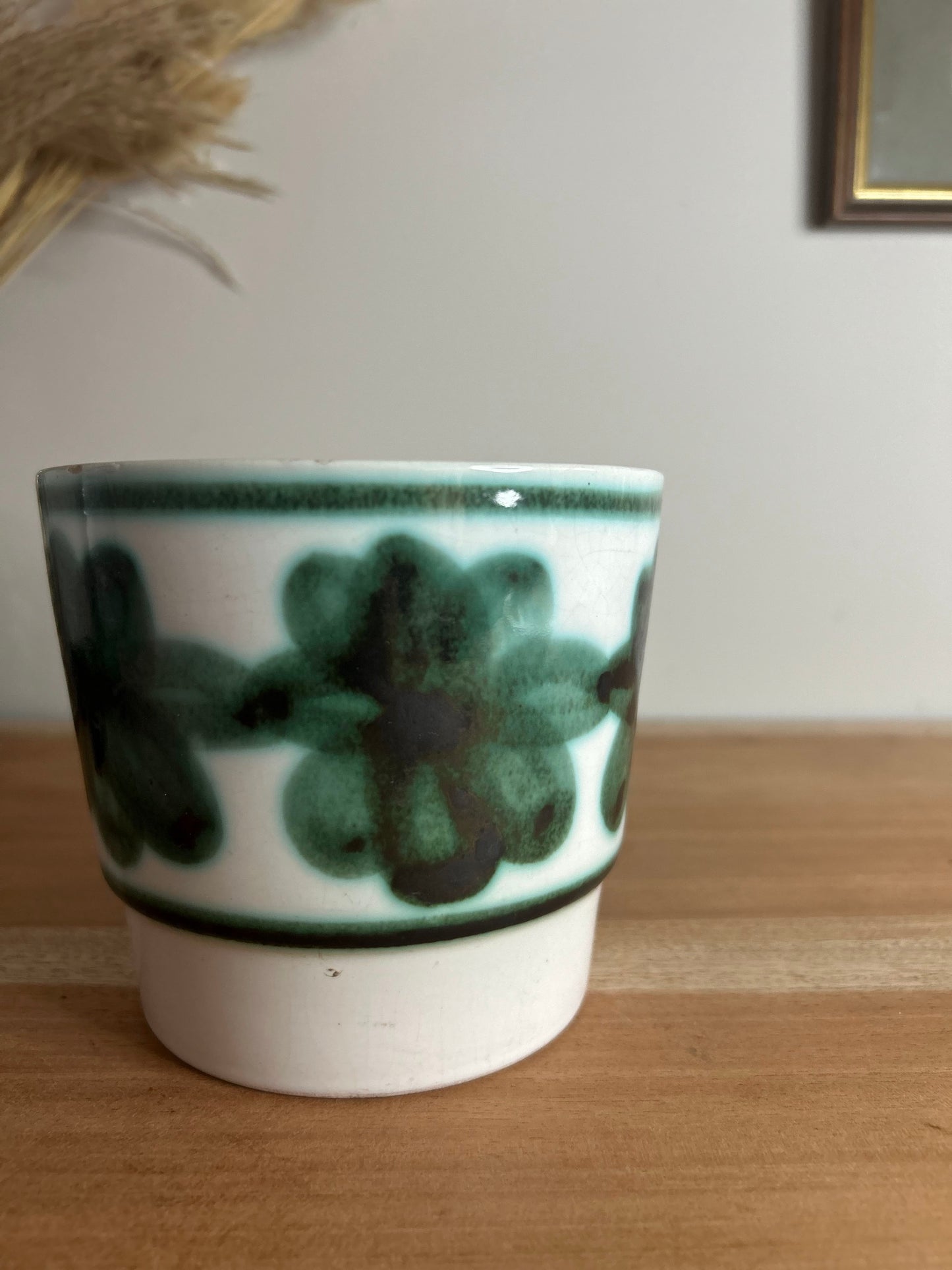 Rye Pottery Retro Planter in Green and White