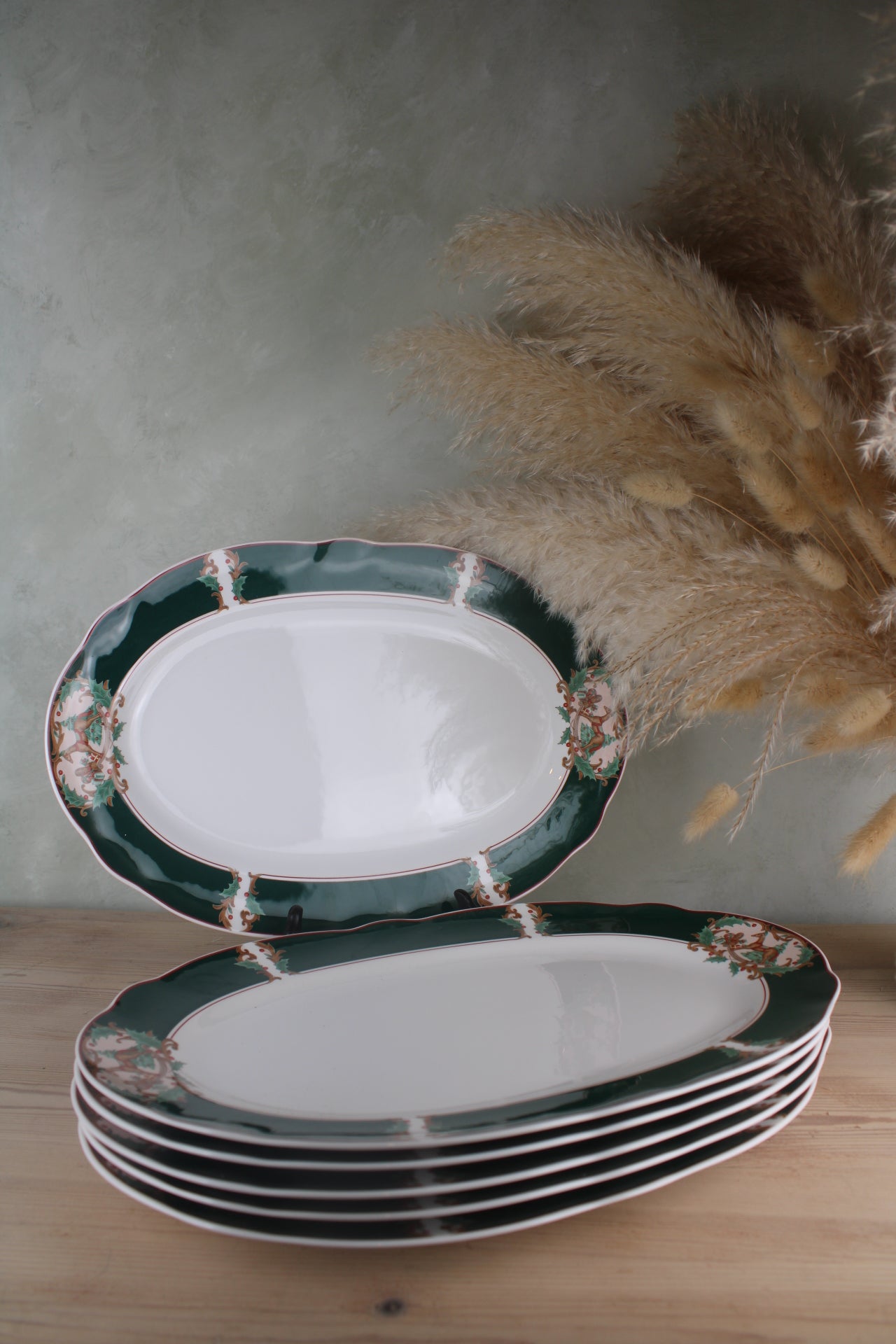 Noritake Primachina ‘Home for Christmas’ serving platter