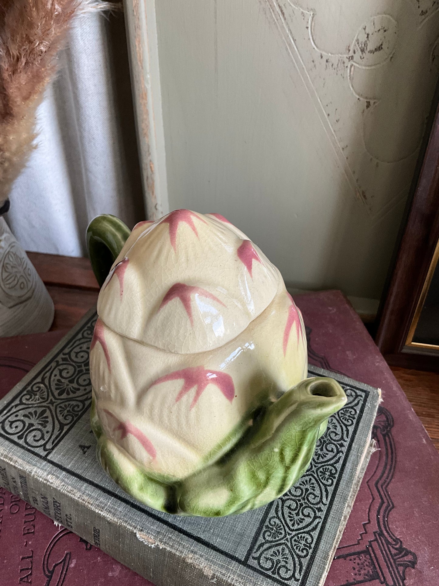 Vintage kitch ceramic vegetable teapot