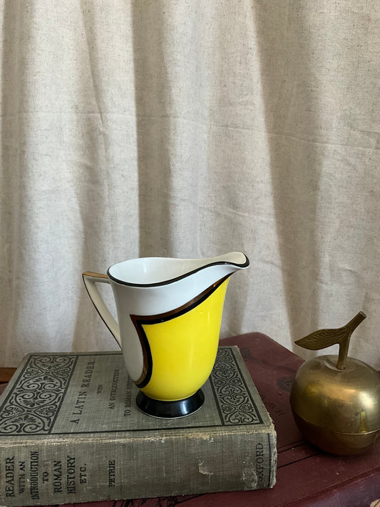 Mid century Czechoslovakian yellow gravy sauce jug