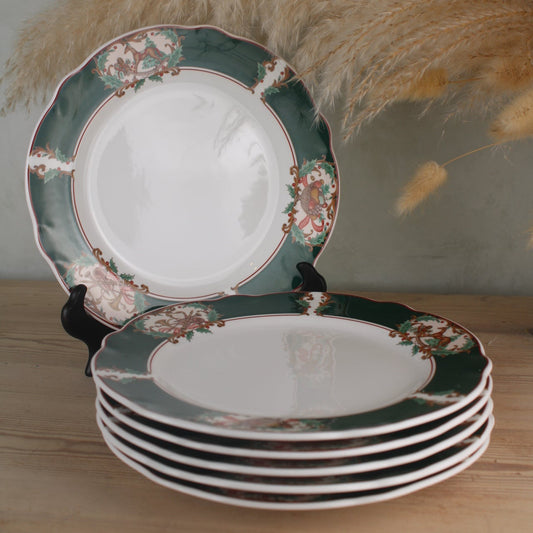 Set of 6 Noritake Primachina ‘Home for Christmas’ small dinner plates
