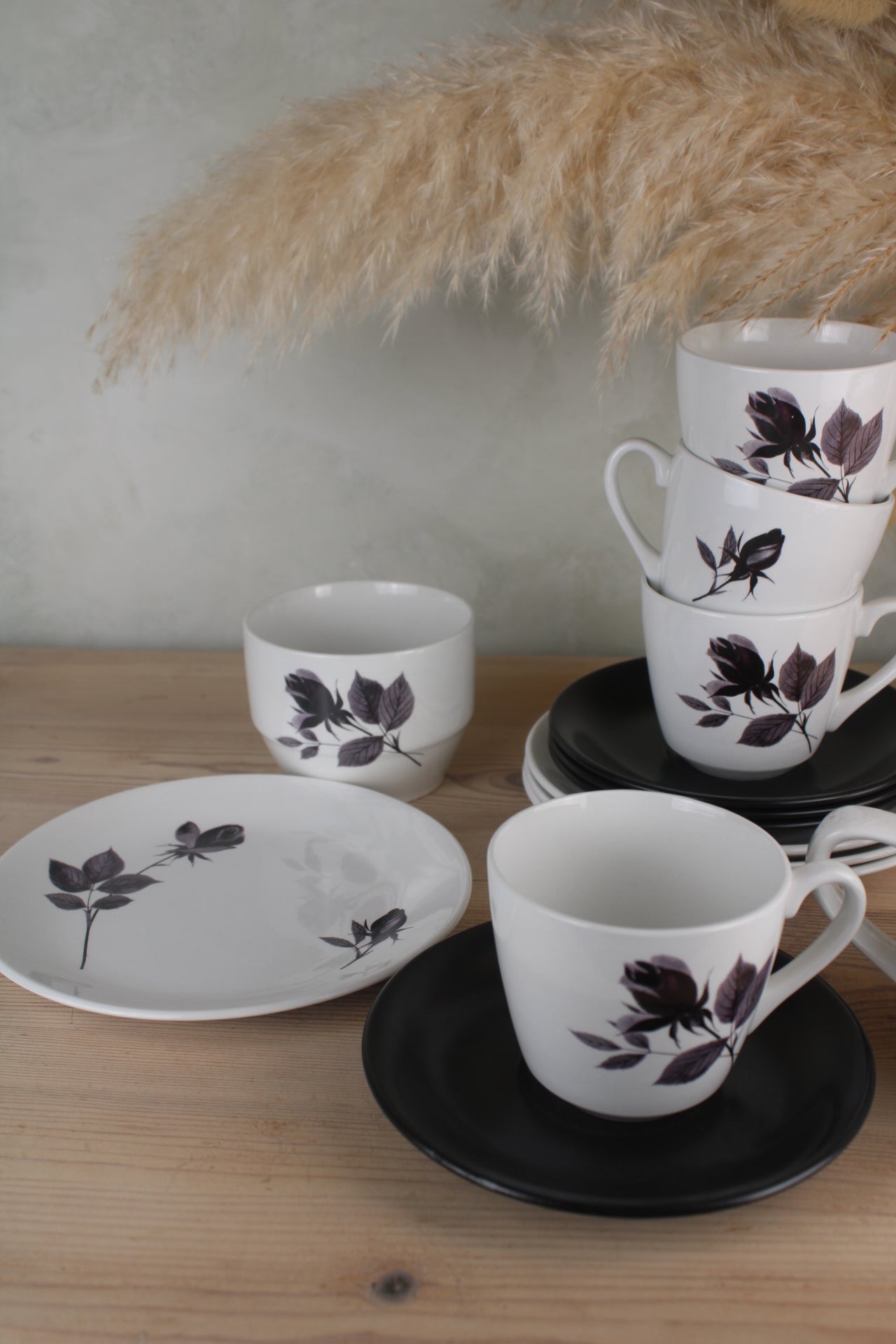 Set of 4 British Anchor ‘Romance’ Teacup Trios