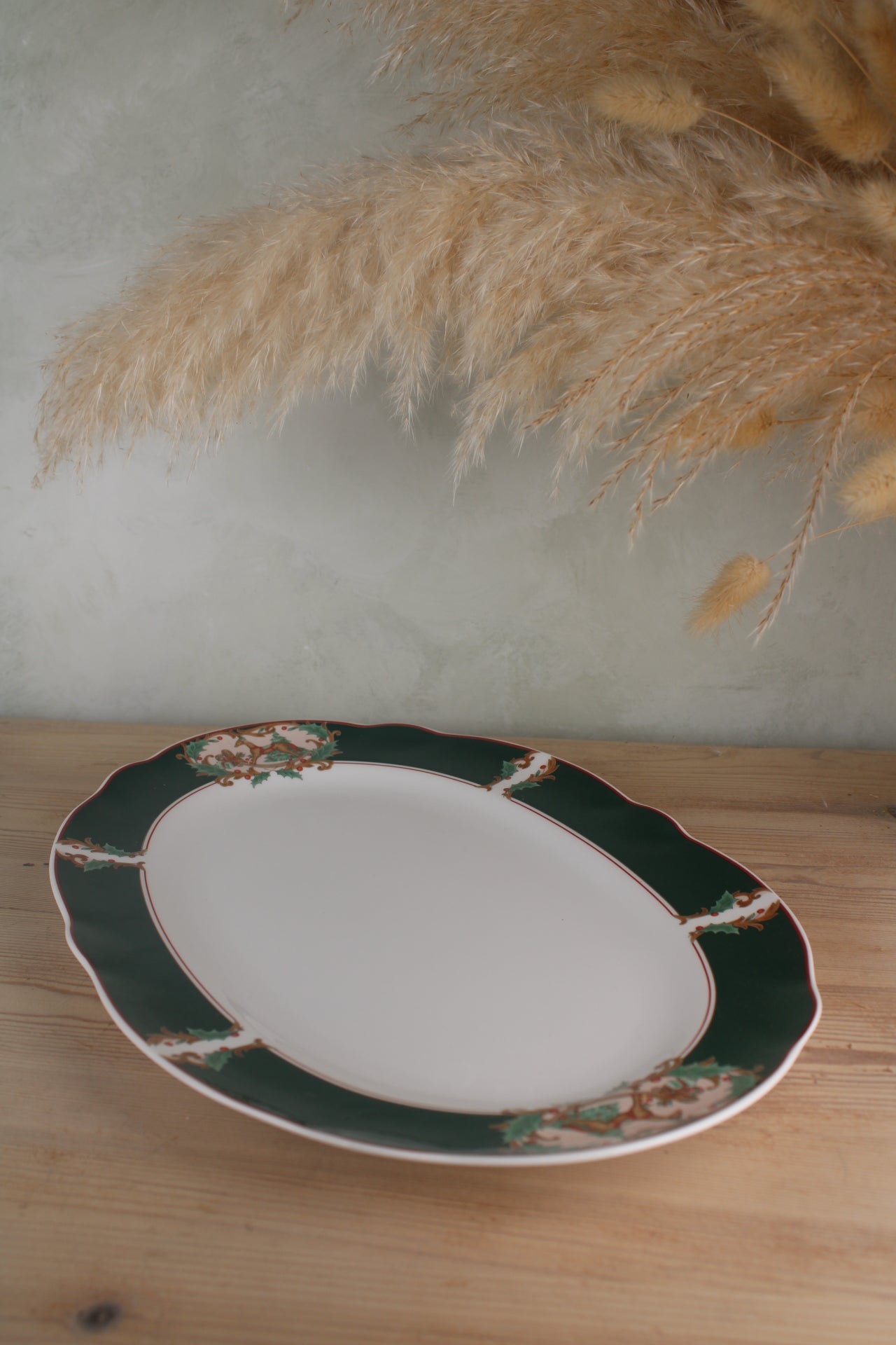 Noritake Primachina ‘Home for Christmas’ serving platter