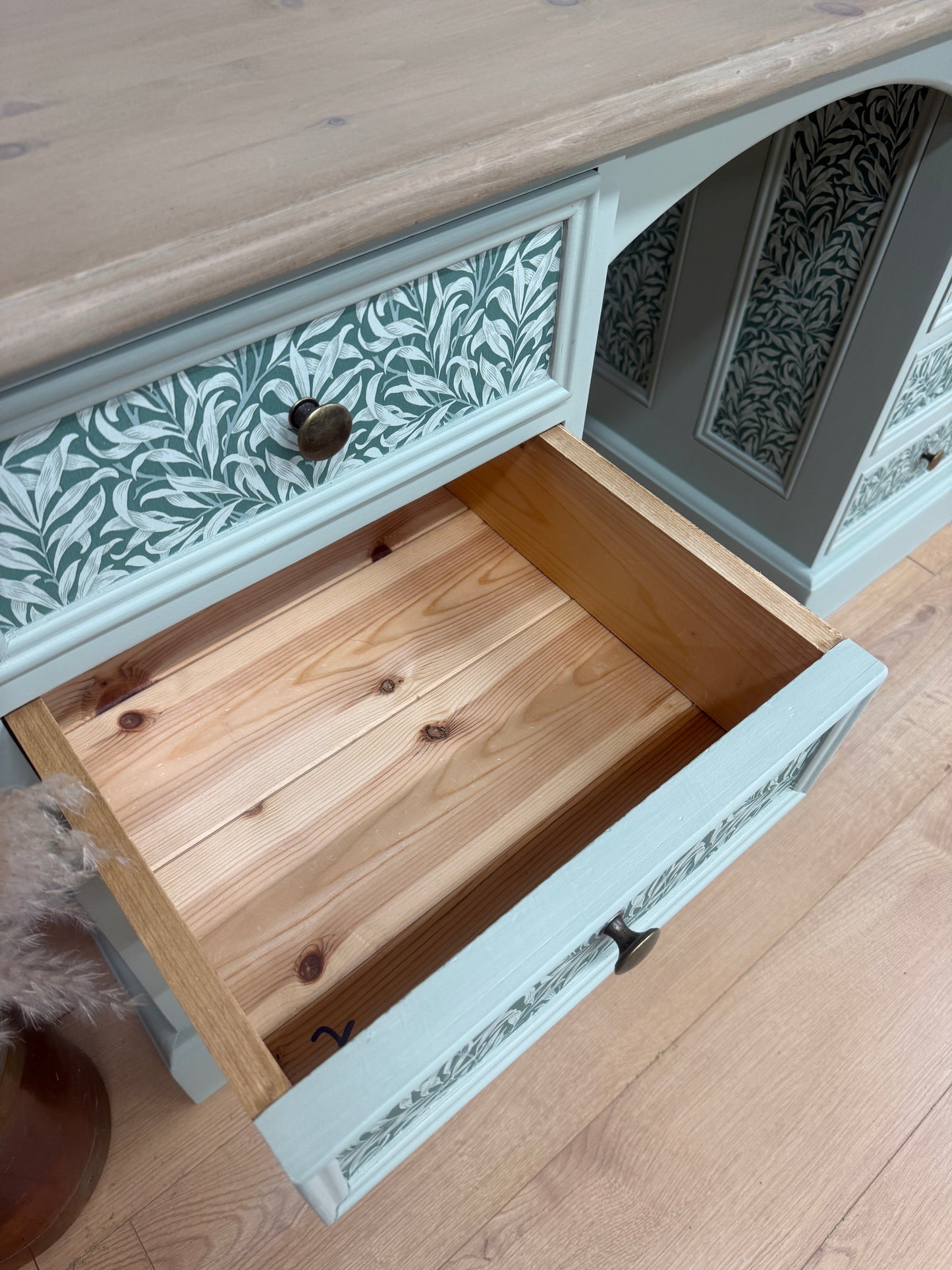 Stunning painted pine dressing table / desk