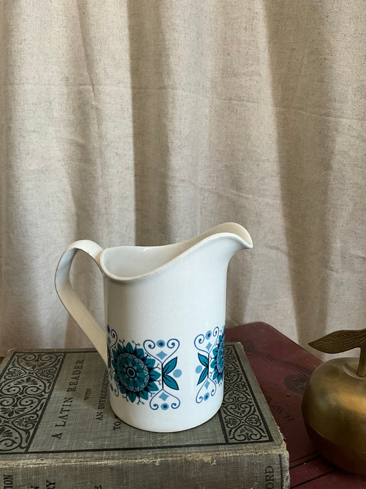 Vintage Johnson bros gravy sauce jug