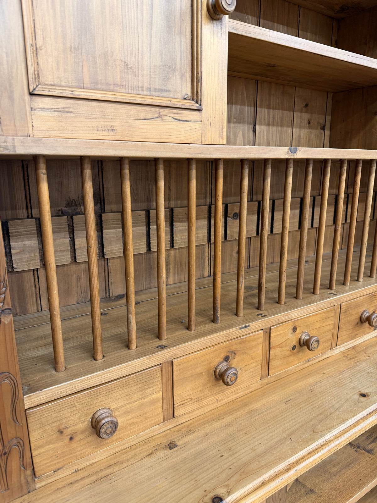Stunning X-Large solid pine kitchen dresser