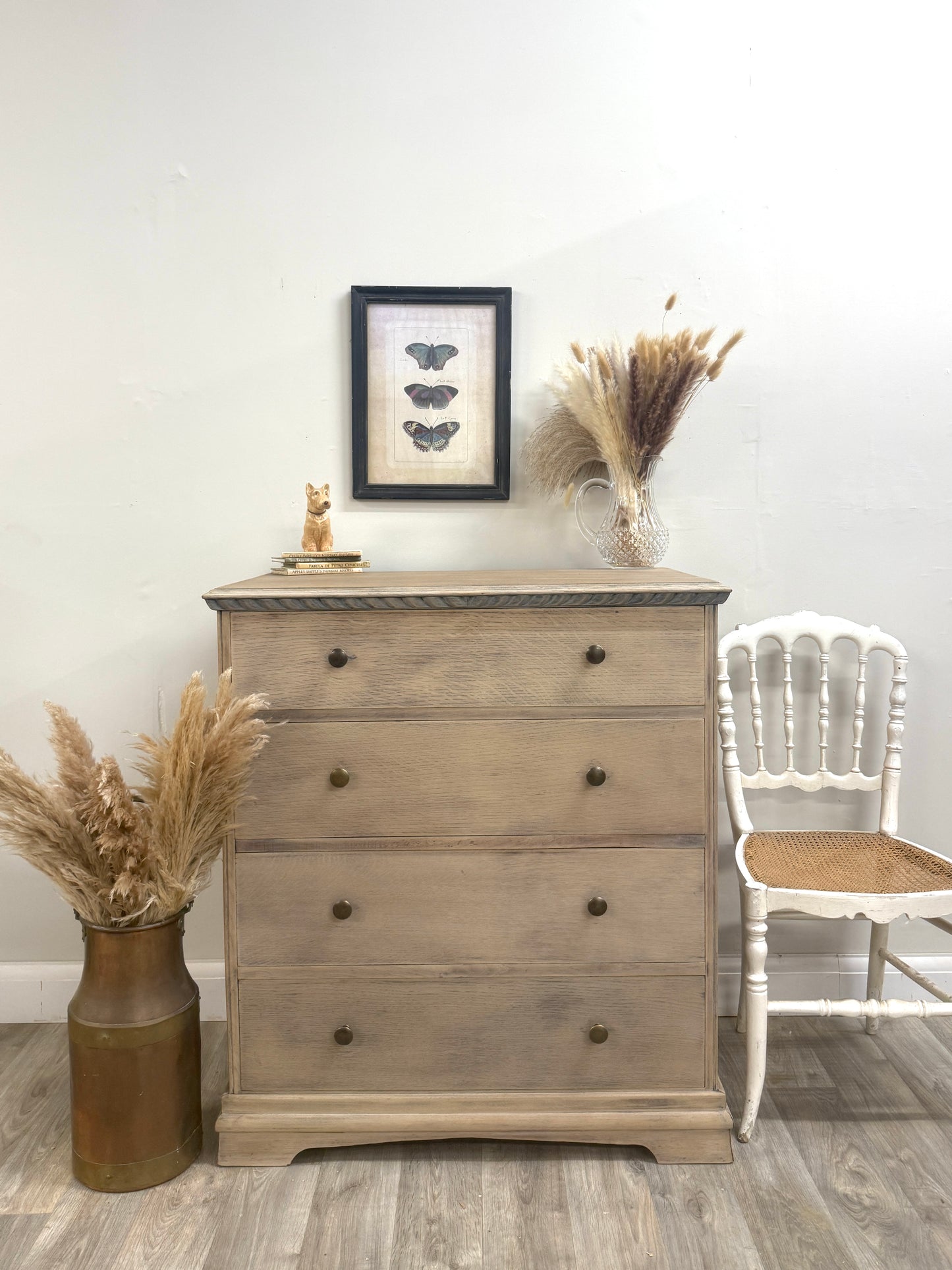 Rustic oak chest of drawers