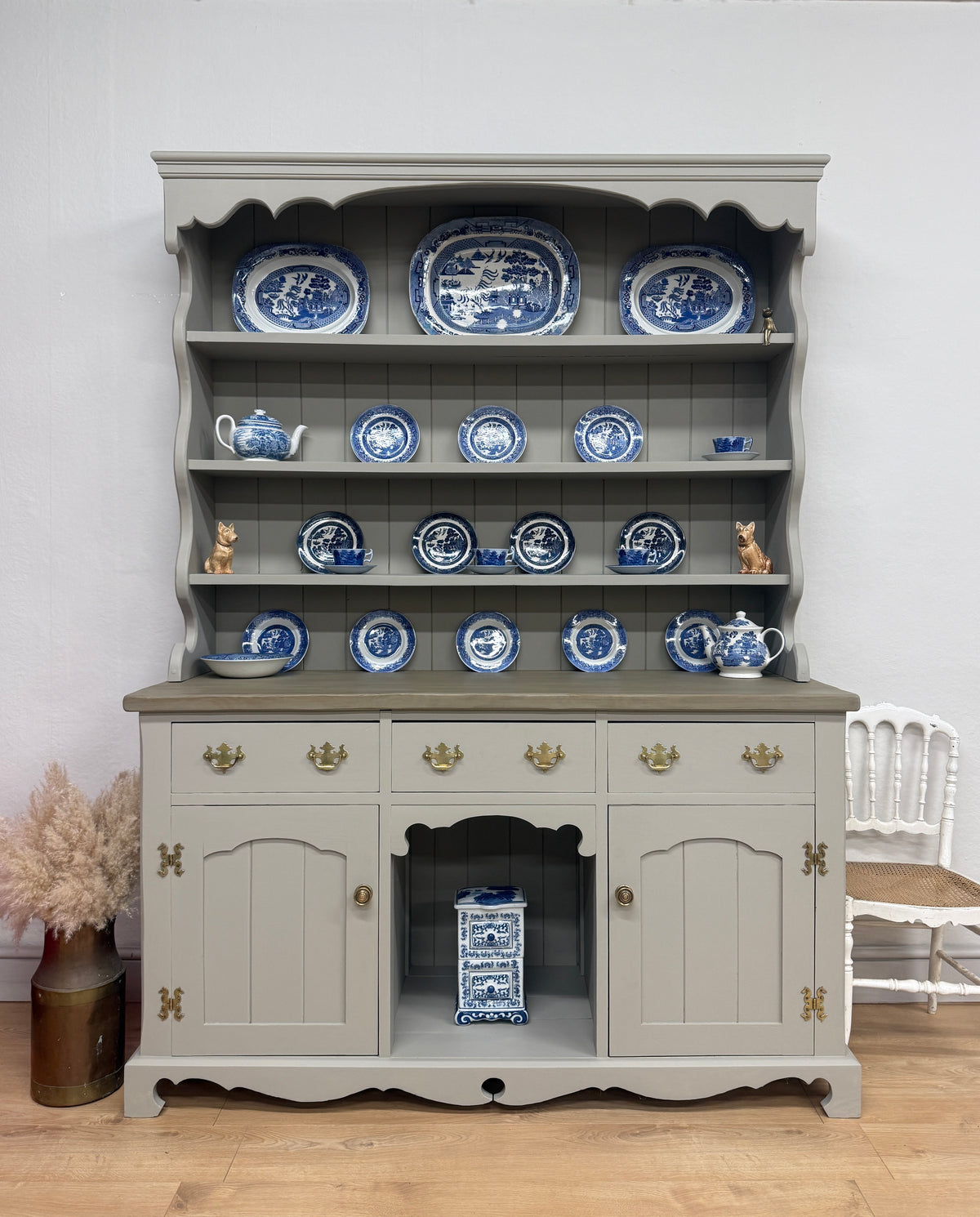 Solid pine painted X-Large kitchen dresser